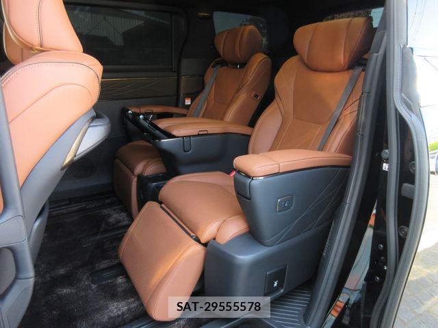 Toyota VELLFIRE 2026-02 7226538-11