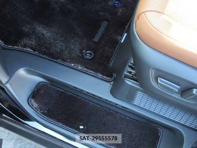 Toyota VELLFIRE 2026-02 7226538-16