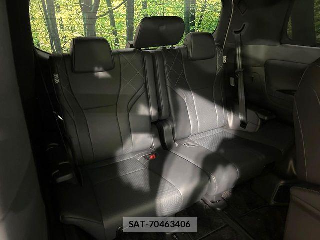 Toyota VELLFIRE 2024-10 7226526-11