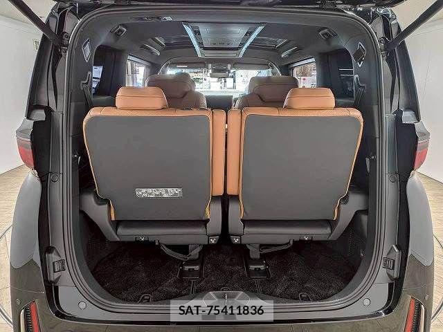 Toyota VELLFIRE 2023-08 7252691-12