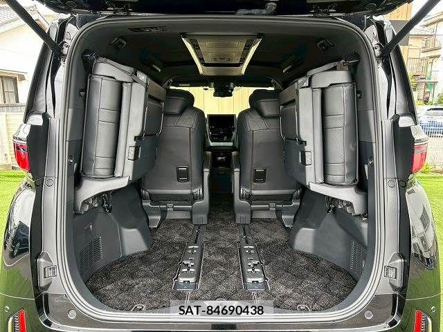 Toyota VELLFIRE 2023-11 7252695-14