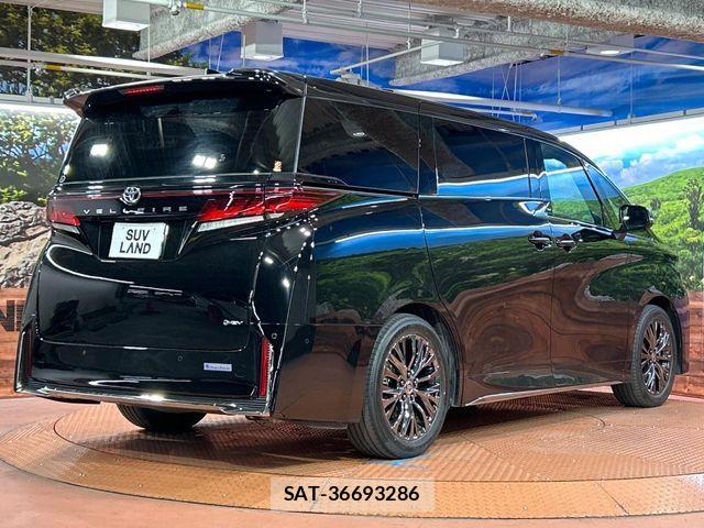 Toyota VELLFIRE 2023-12 7252694-17