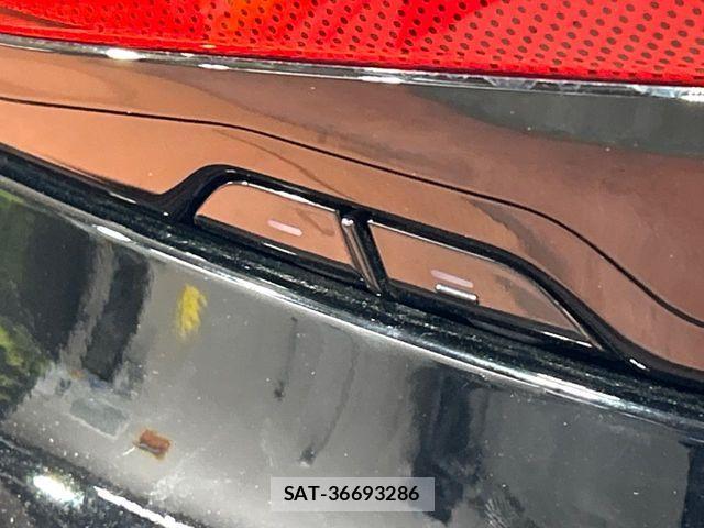 Toyota VELLFIRE 2023-12 7252694-6