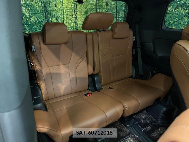Toyota VELLFIRE 2023-10 7330877-9