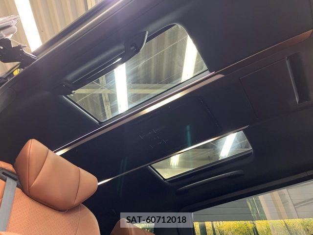 Toyota VELLFIRE 2023-10 7330877-2