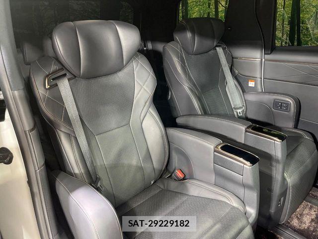 Toyota VELLFIRE 2023-10 7394638-7
