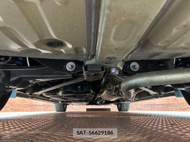 Toyota VELLFIRE 2023-11 7394630-19