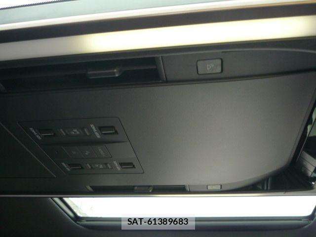 Toyota VELLFIRE 2025-07 7458576-26