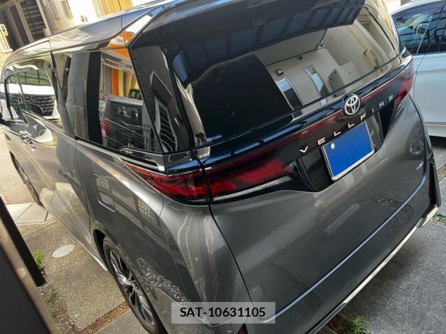 Toyota VELLFIRE 2025-03 7510357-3