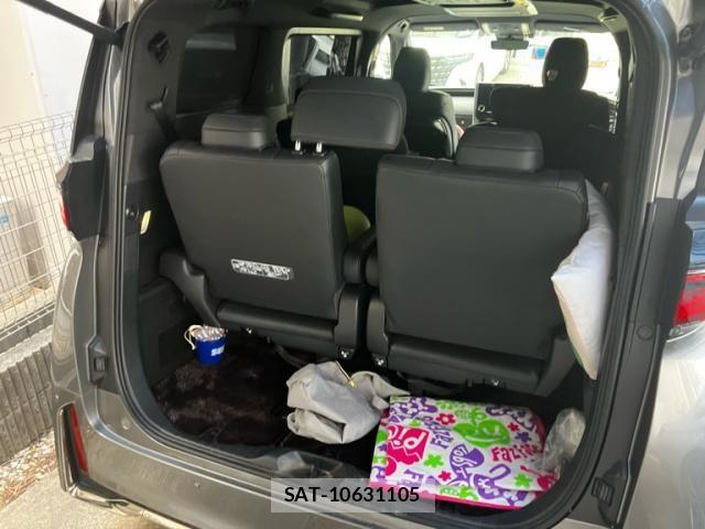 Toyota VELLFIRE 2025-03 7510357-8