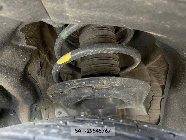 Toyota VELLFIRE 2024-02 7621001-19