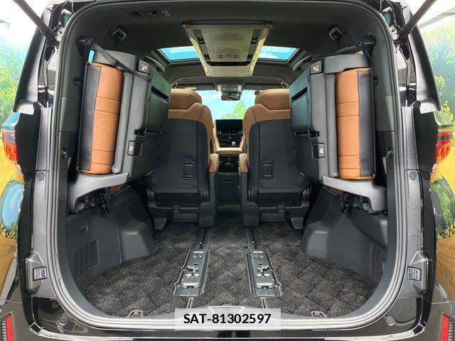 Toyota VELLFIRE 2023-11 7903571-10