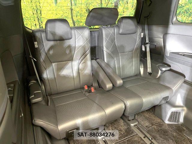 Toyota VELLFIRE 2024-02 7903572-9