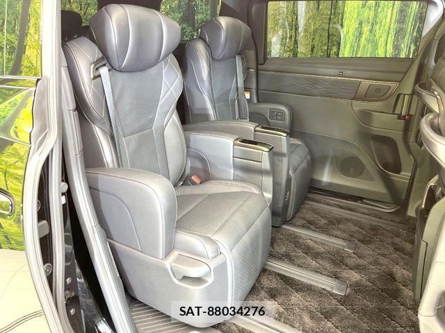 Toyota VELLFIRE 2024-02 7903572-8
