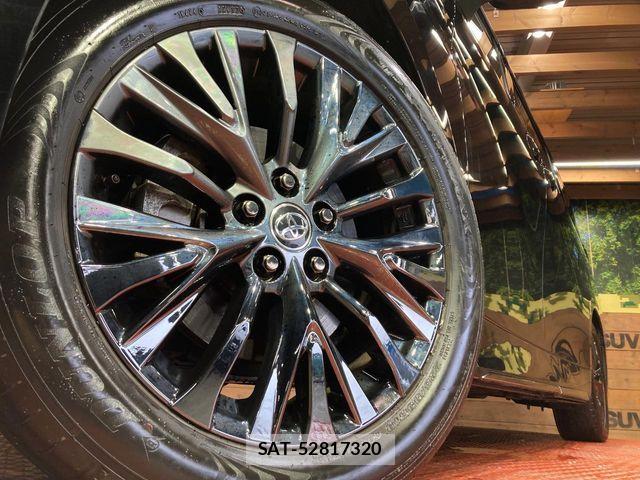 Toyota VELLFIRE 2023-10 7981416-12