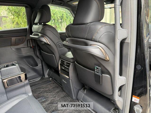 Toyota VELLFIRE 2024-11 7981415-14
