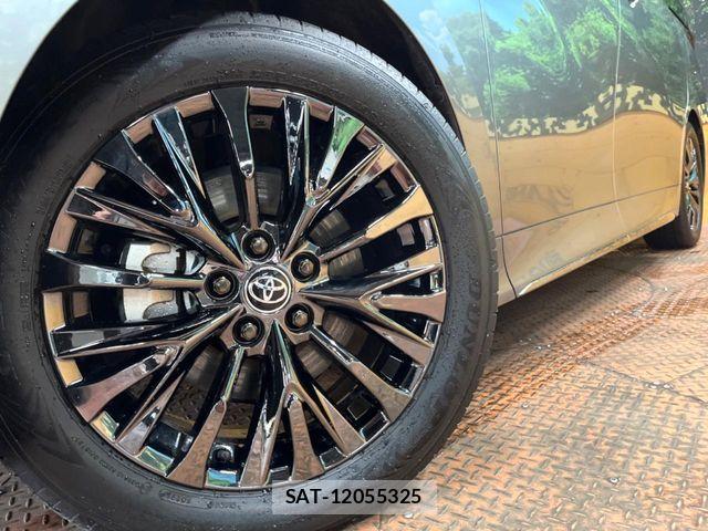 Toyota VELLFIRE 2025-02 7981411-12