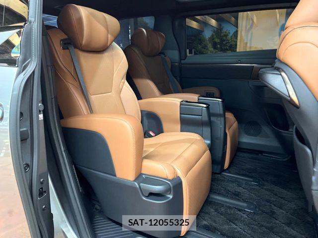 Toyota VELLFIRE 2025-02 7981411-8