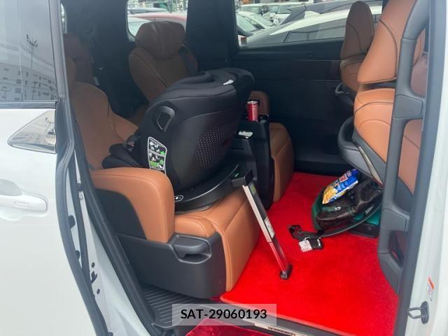 Toyota VELLFIRE 2026-01 8038932-13