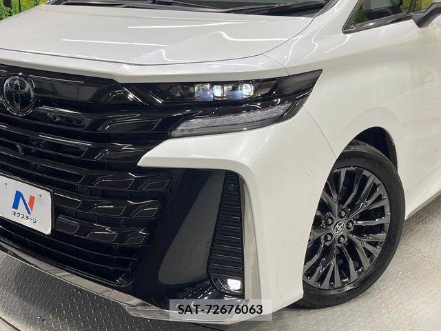 Toyota VELLFIRE 2023-10 8038936-12