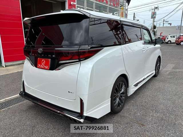 Toyota VELLFIRE 2025-08 8075407-1