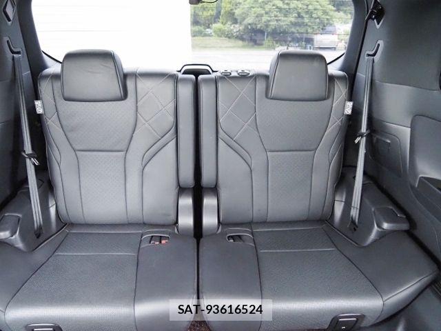 Toyota VELLFIRE 2024-03 8102429-17