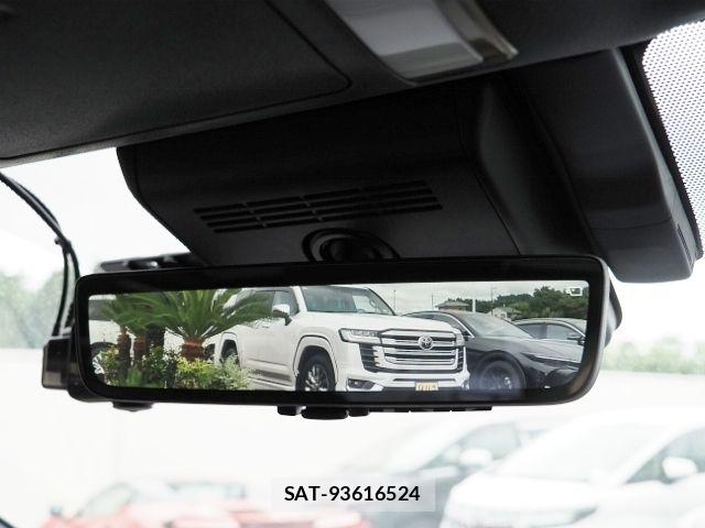 Toyota VELLFIRE 2024-03 8102429-26