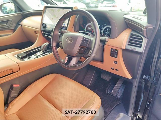 Toyota VELLFIRE 2024-06 8102427-18