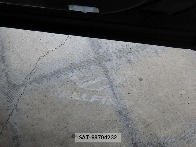 Toyota VELLFIRE 2024-09 8102425-19