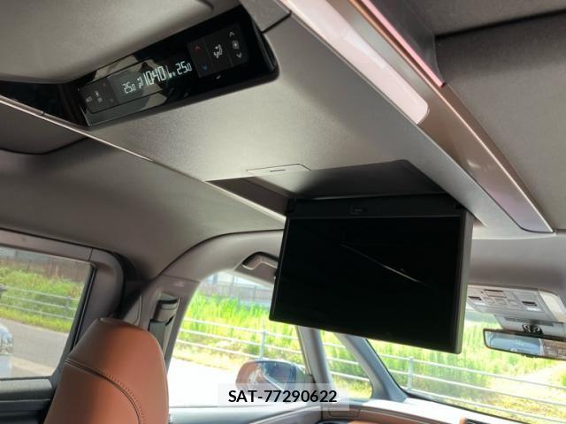 Toyota VELLFIRE 2025-07 8102426-27