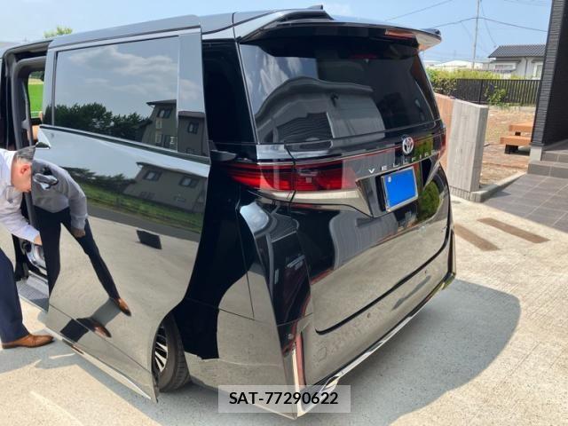 Toyota VELLFIRE 2025-07 8102426-3