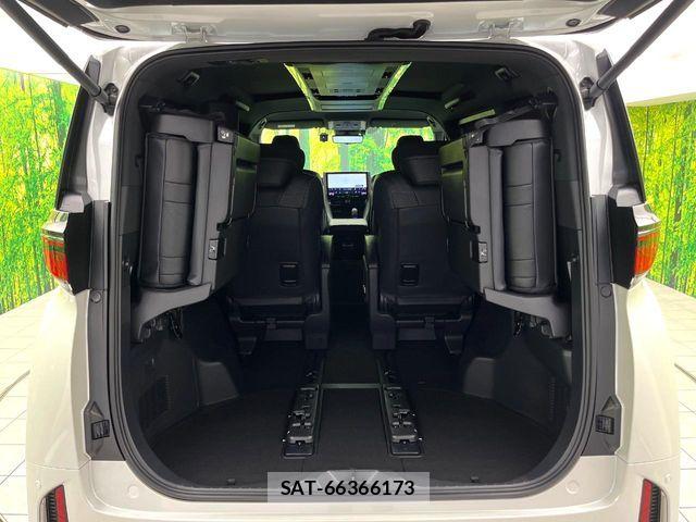 Toyota VELLFIRE 2024-06 8210811-9