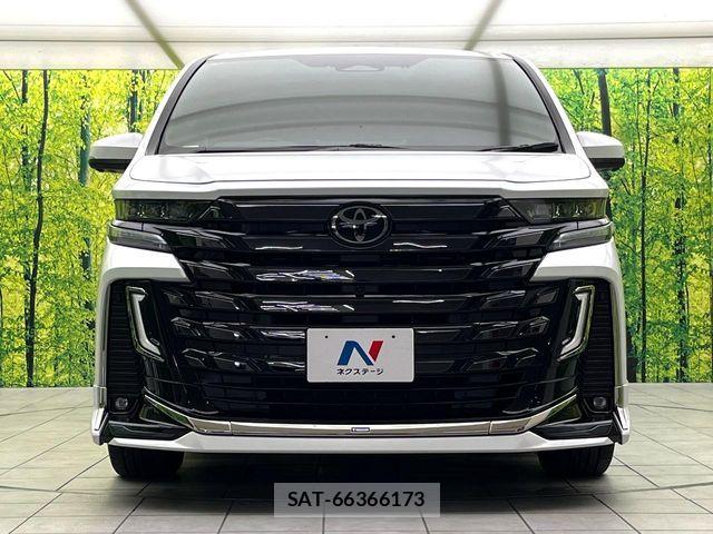 Toyota VELLFIRE 2024-06 8210811-13