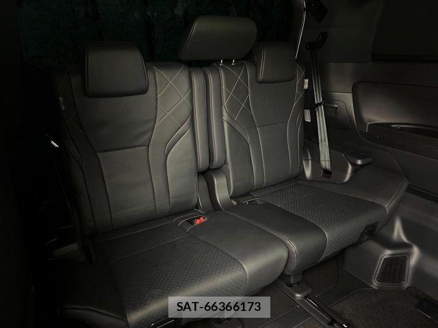 Toyota VELLFIRE 2024-06 8210811-8