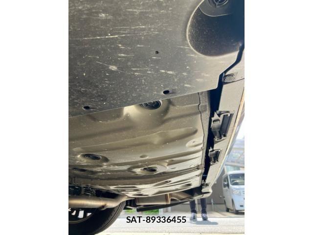 Toyota VELLFIRE 2026-01 8232229-28