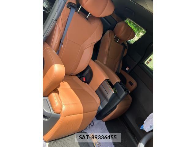 Toyota VELLFIRE 2026-01 8232229-5