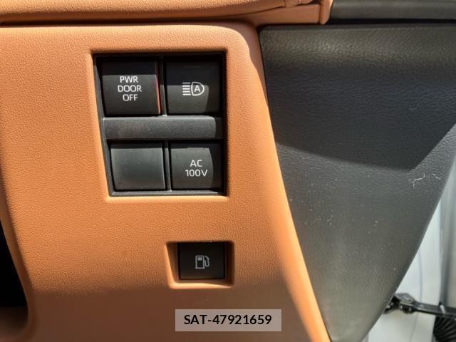 Toyota VELLFIRE 2025-05 8232230-18