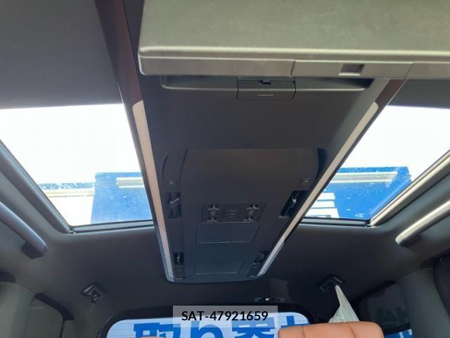 Toyota VELLFIRE 2025-05 8232230-26