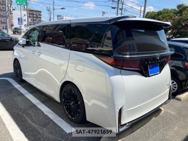 Toyota VELLFIRE 2025-05 8232230-4