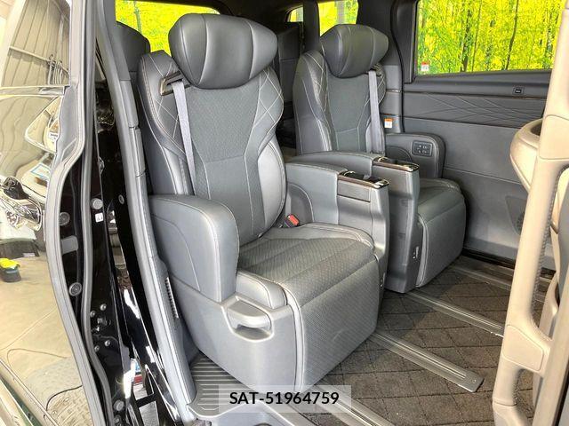 Toyota VELLFIRE 2024-10 8247027-8