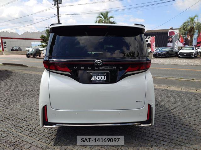 Toyota VELLFIRE 2024-05 8247025-6