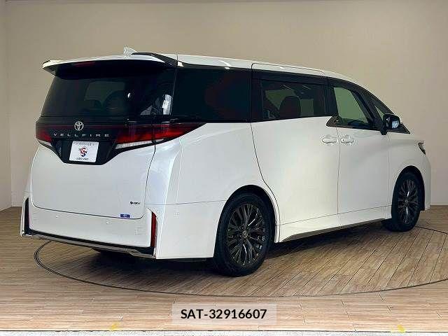Toyota VELLFIRE 2023-09 8247028-16