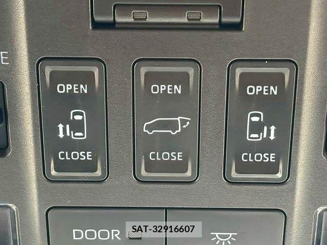 Toyota VELLFIRE 2023-09 8247028-7