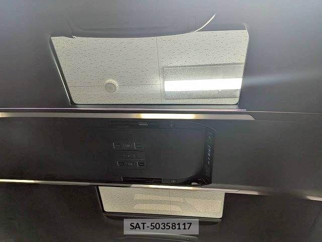 Toyota VELLFIRE 2024-06 8247026-4