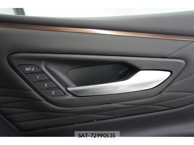 Toyota VELLFIRE 2025-01 8355833-17