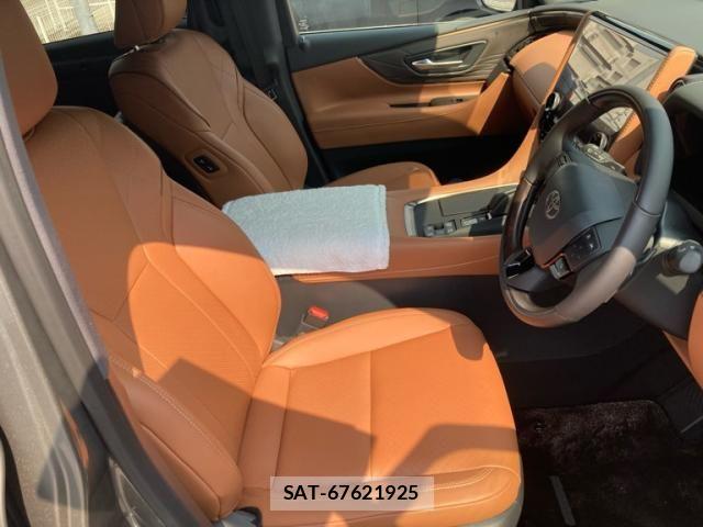 Toyota VELLFIRE 2026-06 8369543-19