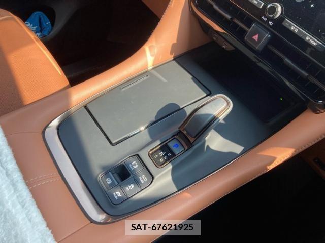 Toyota VELLFIRE 2026-06 8369543-25
