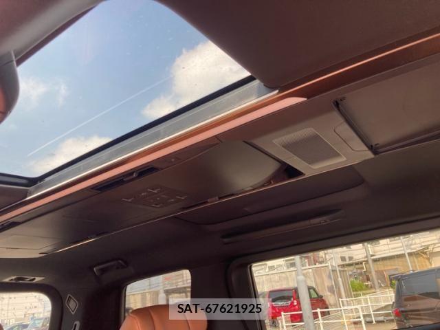 Toyota VELLFIRE 2026-06 8369543-27