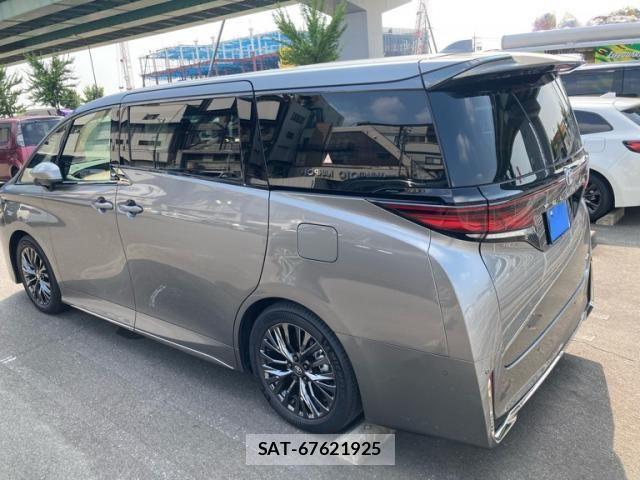 Toyota VELLFIRE 2026-06 8369543-5