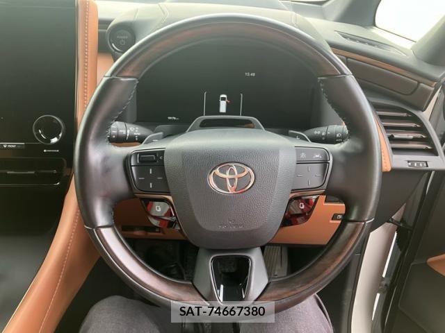 Toyota VELLFIRE 2024-02 8369551-12
